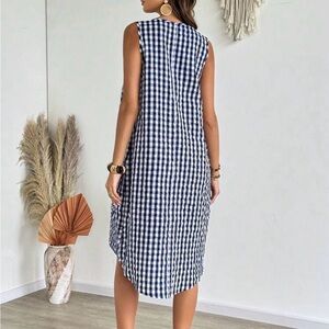 BUNDLE SHEIN Navy Checkered Midi Dress